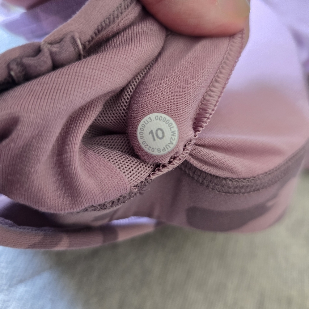 Lululemon Flow Y Bra Nulu Size 10 - Picture 7 of 7